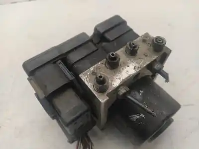 Peça sobressalente para automóvel em segunda mão abs por ford focus berlina (cap) ambiente (d) referências oem iam 3m512m110ja  