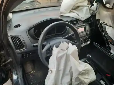 Second-hand car spare part steering wheel for kia rio basic oem iam references 561301w000