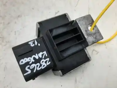 Автозапчастина б/у коробка передігрів для renault kangoo expression посилання на oem iam 8200859243