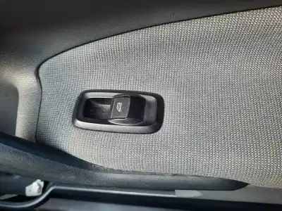 Piesă de schimb auto la mâna a doua panou comandã geamuri electrice fatã partea din dreapta pentru ford fiesta (cb1) trend referințe oem iam 1624429