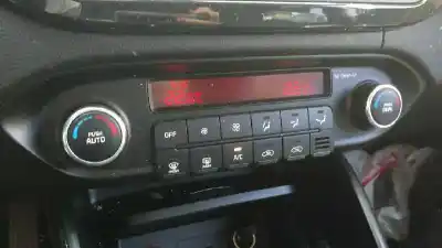 Peça sobressalente para automóvel em segunda mão comando de sofagem (chauffage / ar condicionado)  por kia carens iv 1.7 crdi referências oem iam 97250a4000ca