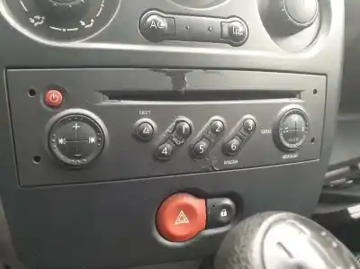 Piesă de schimb auto la mâna a doua sistem audio / cd radio casetofon pentru renault clio iii pack authentique referințe oem iam 8200607915  