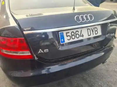 Pièce détachée automobile d'occasion couvercle de coffre pour audi a6 berlina (4f2) 2.4 177 cv / 130 kw références oem iam 4f5827023f