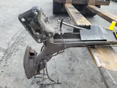 Автозапчастина б/у задня вісь для renault kangoo zen посилання на oem iam 555113267r  