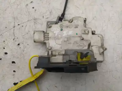 Peça sobressalente para automóvel em segunda mão fechadura da porta traseira esquerda por seat leon (1p1) 2.0 tdi 16v referências oem iam 1p0839015