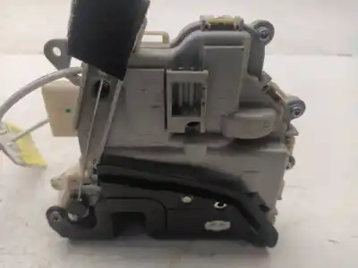 Second-hand car spare part front right door lock for audi a4 avant (8w5) 2.0 16v tdi oem iam references 8j1837016e