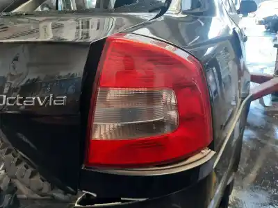 Second-hand car spare part RIGHT TAILGATE LIGHT for SKODA OCTAVIA BERLINA (1Z3)  OEM IAM references 1Z5945096B  