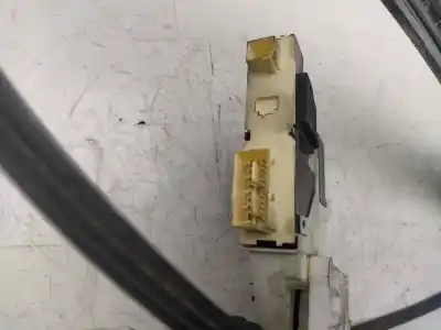 Second-hand car spare part passenger side right window regulator for citroen c4 berlina vtr plus oem iam references 997831101