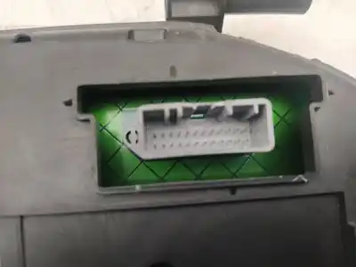 Автозапчастина б/у панель інструментів для renault clio iii authentique посилання на oem iam 8201060299  7dga024461