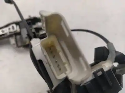 Автозапчастина б/у ЗАМОК ПЕРЕДНІХ ДВЕРЕЙ ЛІВИЙ для CITROEN C4 BERLINA  Посилання на OEM IAM 9683416080  