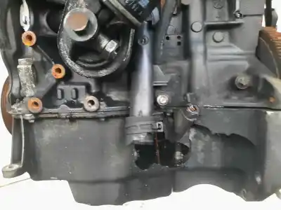 Pièce détachée automobile d'occasion moteur complet pour renault clio iii 1.5 dci diesel 68 cv / 50 kw références oem iam k9k768  k9k768