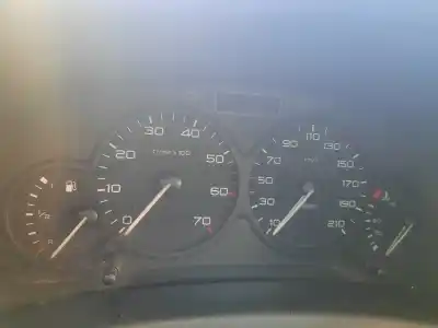 Peça sobressalente para automóvel em segunda mão quadrante por peugeot partner (s2) 1.6 16v hdi cat referências oem iam 55500030000