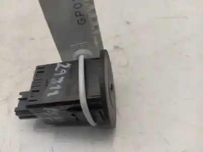 Second-hand car spare part switch for opel astra j lim. excellence oem iam references 13577258  