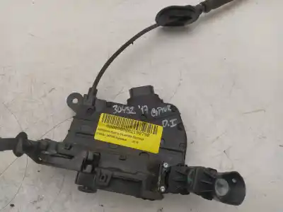 Tweedehands auto-onderdeel linker voordeur slot voor renault captur expression 90 cv / 66 kw oem iam-referenties 805031332r