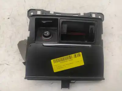 Second-hand car spare part ashtray for audi a4 avant (8k5) (2008) básico oem iam references 8k0857951c  