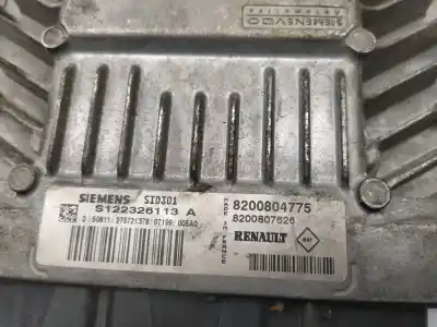 Tweedehands auto-onderdeel ECU MOTORCONTROLLER voor RENAULT MEGANE II CLASSIC BERLINA  OEM IAM-referenties 8200804775  8200807626