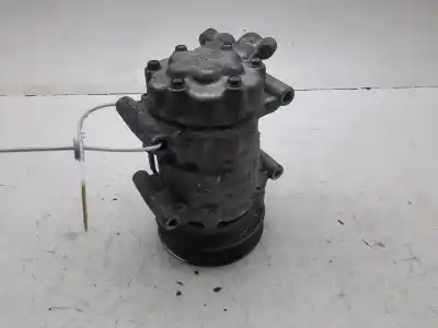 Second-hand car spare part AIR CONDITIONING COMPRESSOR for RENAULT CLIO III  OEM IAM references 8200953359A  