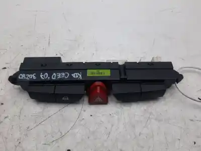 Peça sobressalente para automóvel em segunda mão interruptor 4 piscas - emergência por kia cee'd fastback (ed) 1.6 crdi 90 referências oem iam 937001h000  