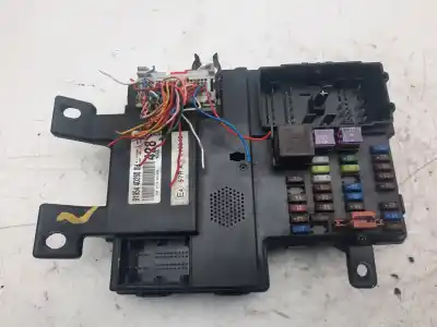 Pezzo di ricambio per auto di seconda mano scatola relè/fusibili per kia carnival 2.9 crdi vgt active riferimenti oem iam 919544d2800h