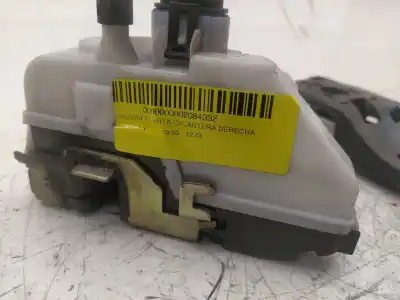 İkinci el araba yedek parçası SAG ÖN KAPI KILIDI için CITROEN C2  OEM IAM referansları 52187880  
