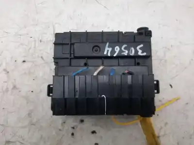 İkinci el araba yedek parçası röle/sigorta kutusu için peugeot 308 1.6 hdi fap oem iam referansları 9666700480  