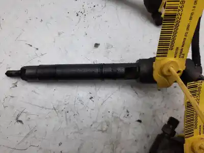 Pièce détachée automobile d'occasion injecteur pour hyundai matrix (fc) 1.5 crdi 16v gls références oem iam 338002a400  