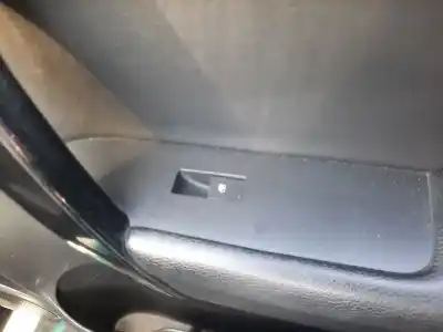 Peça sobressalente para automóvel em segunda mão botão / interruptor elevador vidro dianteiro direito por chevrolet captiva 2.0 diesel cat referências oem iam 201003484