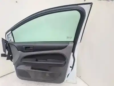 Автозапчасти б/у регулятор стекла переднего правого за ford focus berlina (cap) ambiente (d) ссылки oem iam xs4123200