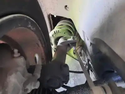 Peça sobressalente para automóvel em segunda mão amortecedor dianteiro direito por seat leon (1p1) 2.0 tdi 16v referências oem iam 1t0413031ff