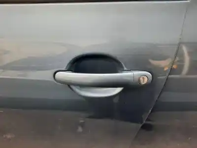 Peça sobressalente para automóvel em segunda mão puxador exterior dianteiro esquerdo por seat leon (1p1) 2.0 tdi 16v referências oem iam 3b0837207ggru