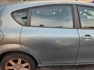 Peça sobressalente para automóvel em segunda mão porta do automóvel traseira direita por seat leon (1p1) 2.0 tdi 16v referências oem iam 1p06833056