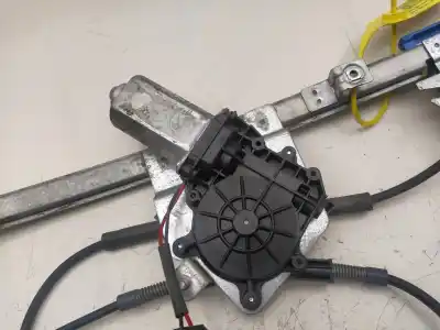 Pezzo di ricambio per auto di seconda mano ALZACRISTALLI ANTERIORE DESTRO per SEAT IBIZA (6K)  Riferimenti OEM IAM 2133342  
