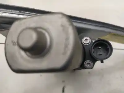 Peça sobressalente para automóvel em segunda mão elevador de vidros dianteiro direito por dacia sandero stepway referências oem iam 807209299r