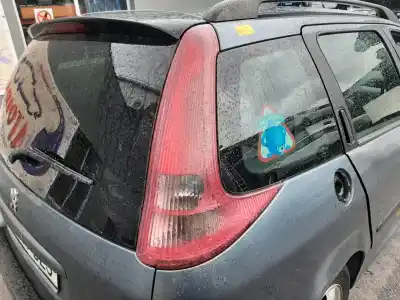 Tweedehands auto-onderdeel rechter achterlamp voor peugeot 206 sw x-line oem iam-referenties 6351r4