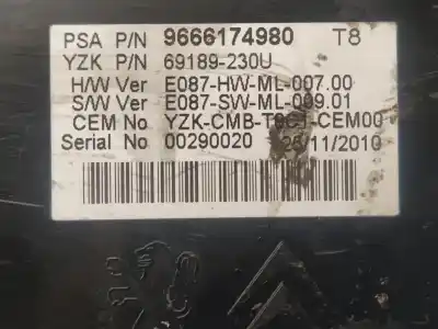 Peça sobressalente para automóvel em segunda mão quadrante por peugeot 5008 access referências oem iam 9666174980  69189230u