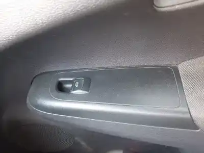 Peça sobressalente para automóvel em segunda mão botão / interruptor elevador vidro dianteiro direito por ford transit courier trend referências oem iam 1746832
