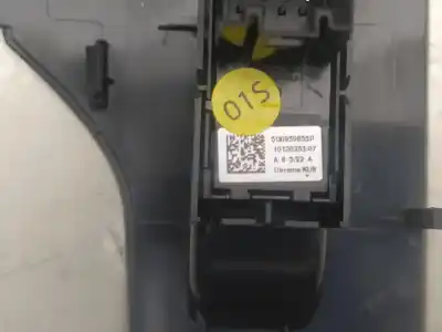 Peça sobressalente para automóvel em segunda mão botão / interruptor elevador vidro traseiro direito por seat ibiza (kj1) style referências oem iam 