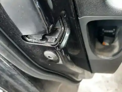 Recambio de automóvil de segunda mano de CERRADURA PUERTA DELANTERA IZQUIERDA para VOLKSWAGEN PASSAT BERLINA (3C2)  referencias OEM IAM 3C1837015A  