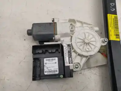 Pezzo di ricambio per auto di seconda mano alzacristalli anteriore destro per audi a3 (8p) 1.9 tdi ambiente riferimenti oem iam 8p0959802h  