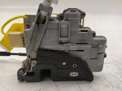 İkinci el araba yedek parçası sag ön kapi kilidi için volkswagen passat variant (3c5) edition oem iam referansları 3c1837016a  