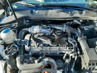 Pezzo di ricambio per auto di seconda mano MOTORE COMPLETO per VOLKSWAGEN PASSAT VARIANT (3C5)  Riferimenti OEM IAM BKC  