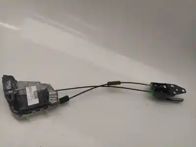 Автозапчастина б/у замок заднього правого дверя для toyota prius (nhw30) executive посилання на oem iam   