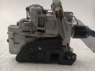 Second-hand car spare part rear left door lock for audi a4 berlina (8e) 2.0 tdi oem iam references 8e0839015