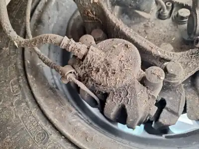 Pezzo di ricambio per auto di seconda mano pinza freno anteriore sinistra per bmw serie 1 berlina (e81/e87) 120d riferimenti oem iam 34116768027