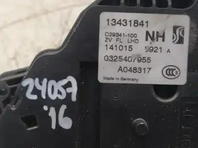 Second-hand car spare part left front door lock for opel corsa e expression oem iam references 13431841  