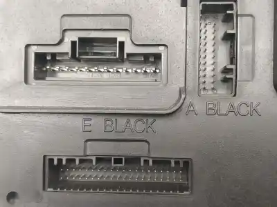 Second-hand car spare part fuse box unit for renault fluence 1.5 dynamique [1.5 ltr. - 78 kw dci diesel] oem iam references 284b14954r  s180098301