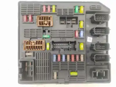 Second-hand car spare part fuse box unit for renault fluence 1.5 dynamique [1.5 ltr. - 78 kw dci diesel] oem iam references 284b66346r  2840795400300