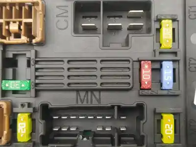 Second-hand car spare part fuse box unit for renault fluence 1.5 dynamique [1.5 ltr. - 78 kw dci diesel] oem iam references 284b66346r  2840795400300