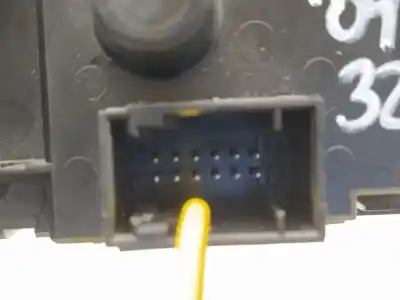 Peça sobressalente para automóvel em segunda mão comutador de luzes por bmw serie 1 berlina (e81/e87) 118d referências oem iam 693279403  33600102