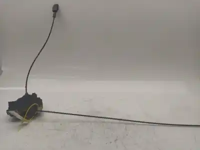 Second-hand car spare part left front door lock for nissan note (e11e) acenta oem iam references 34006a11  